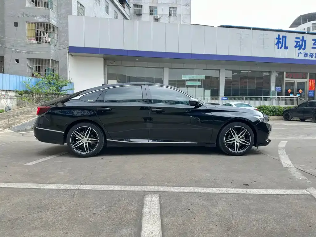 Honda Accord 2022 из CN, фото 7