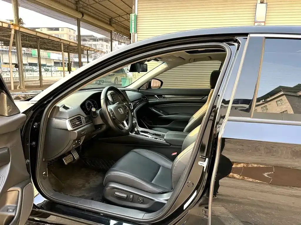 Honda Accord 2022 из CN, фото 5