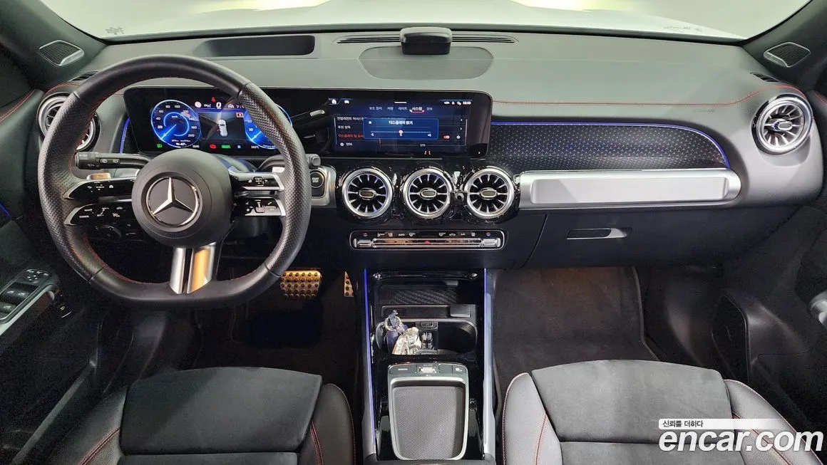 Mercedes-Benz EQB — фото 10