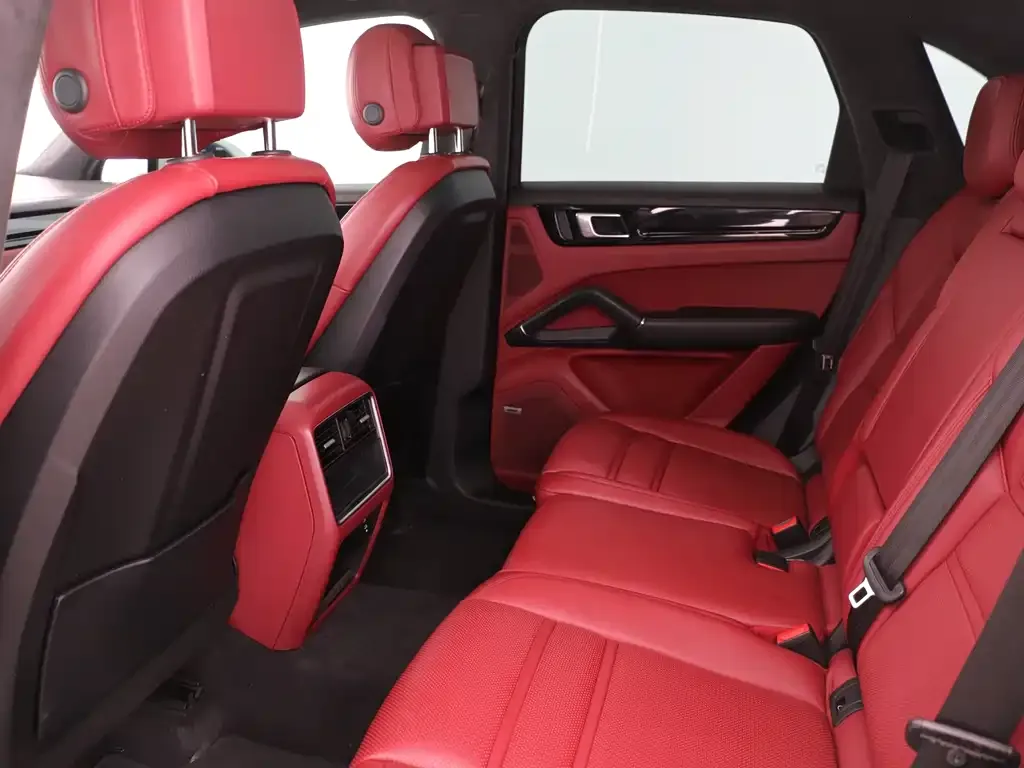 Porsche Cayenne Hybrid — фото 10
