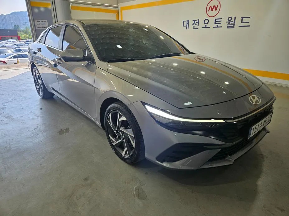 Hyundai AVANTE — фото 3