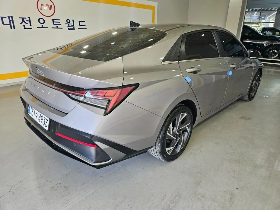 Hyundai AVANTE — фото 8