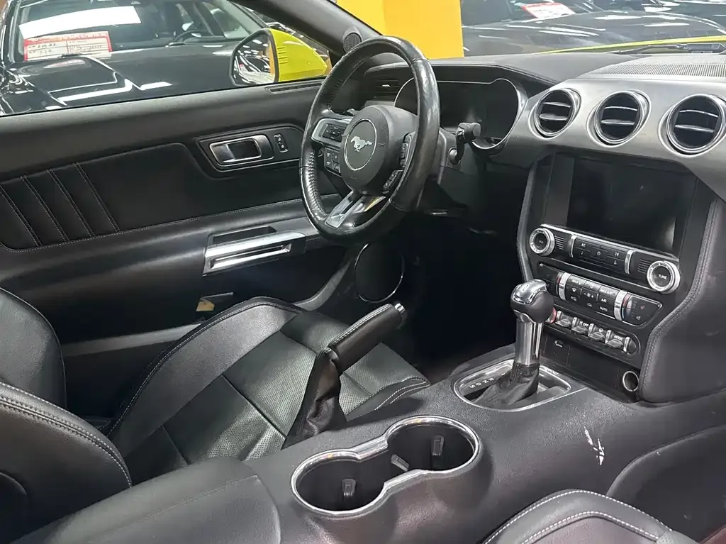 Ford Mustang 2021 из CN, фото 10