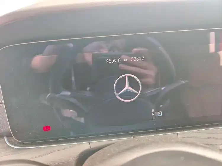 Mercedes-Benz E-Class 2023 из CN, фото 2