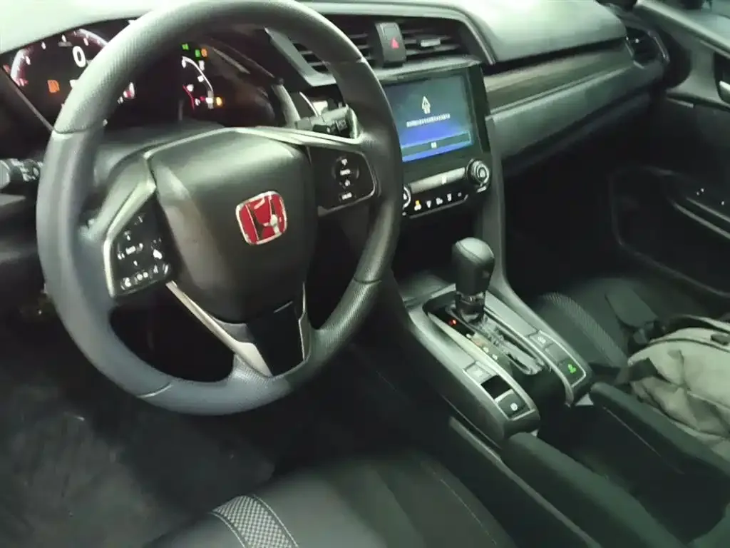 Honda Civic 2022 из CN, фото 4