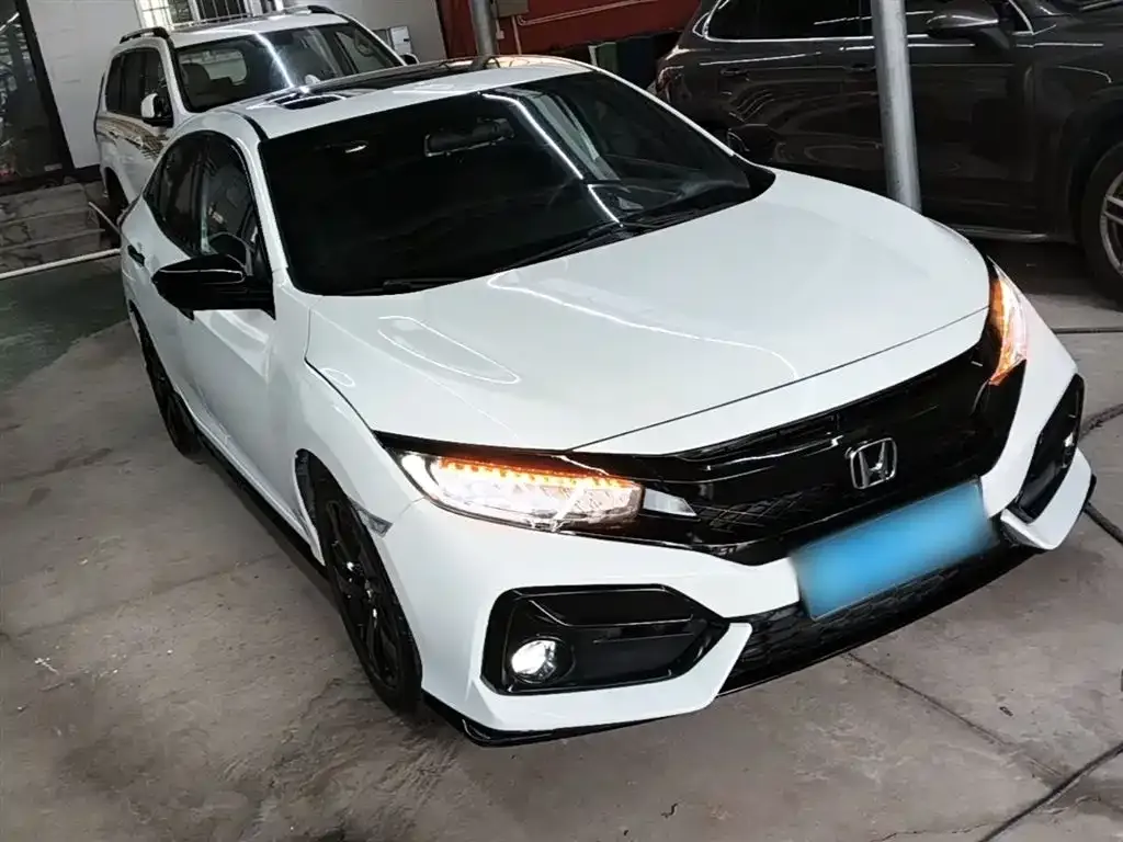 Honda Civic 2022 из CN, фото 10