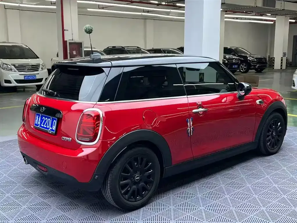 MINI Cooper (3-door) 2021 из CN, фото 10