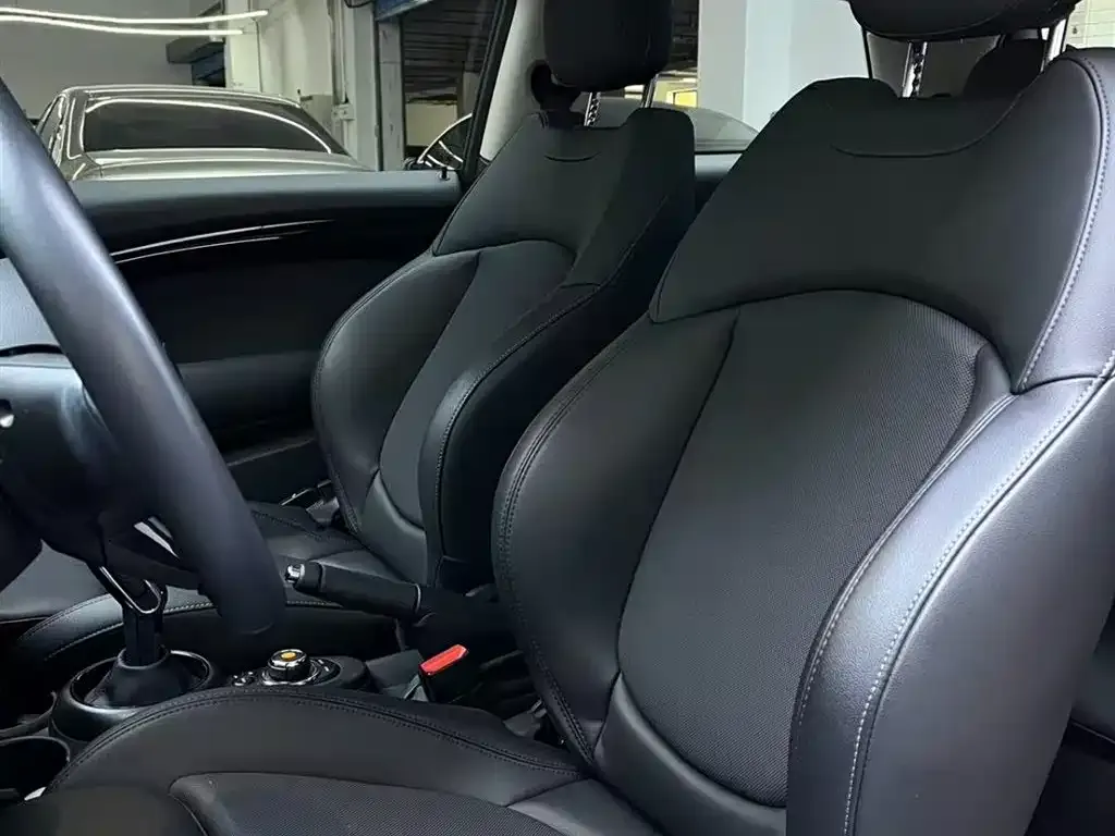MINI Cooper (3-door) 2021 из CN, фото 3