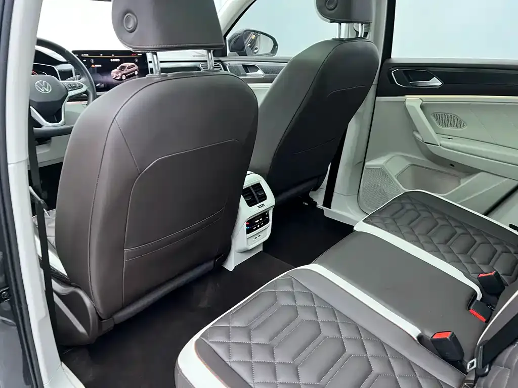 Volkswagen Tayron 2022 из CN, фото 7