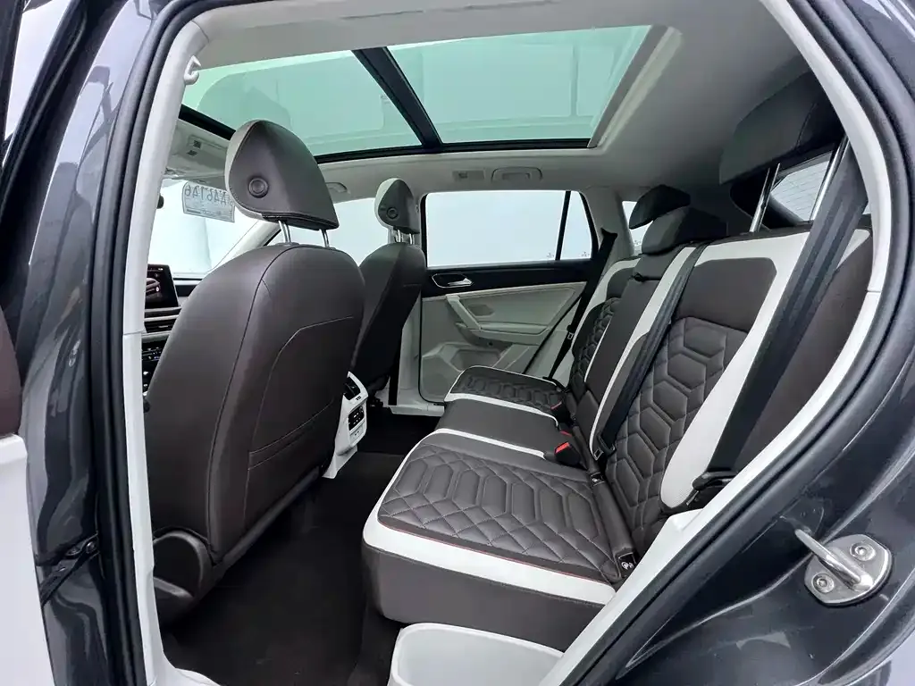 Volkswagen Tayron 2022 из CN, фото 9