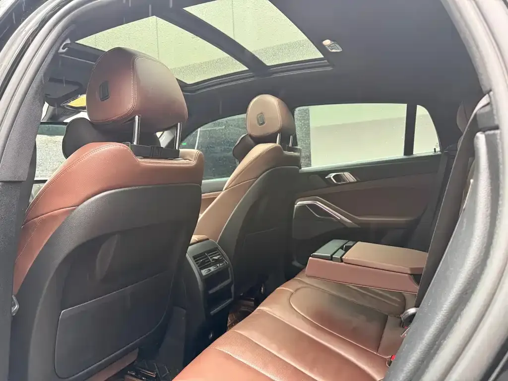 BMW X6 2022 из CN, фото 2