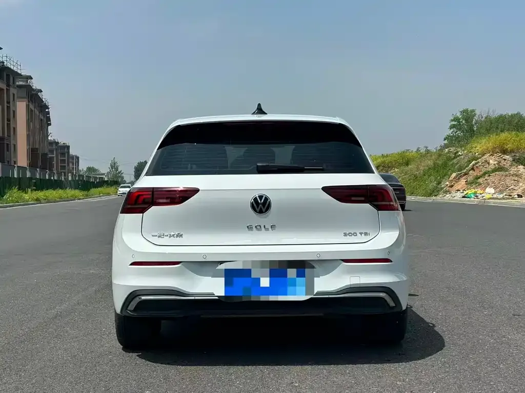 Volkswagen Golf 2025 из CN, фото 3