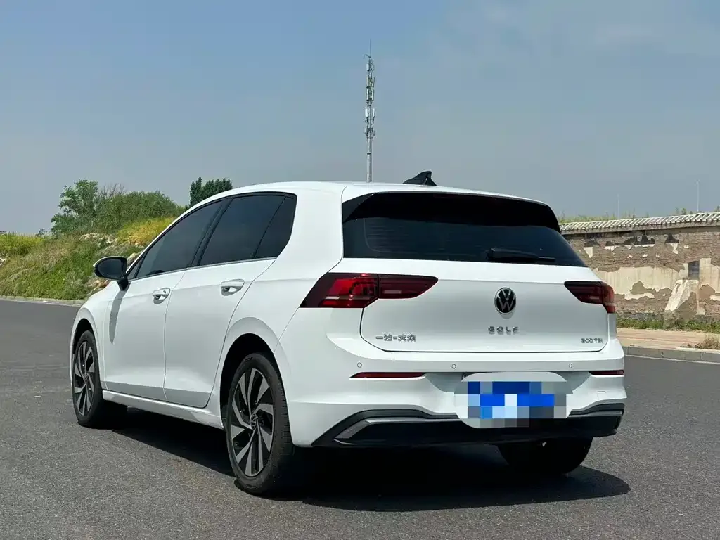 Volkswagen Golf 2025 из CN, фото 5