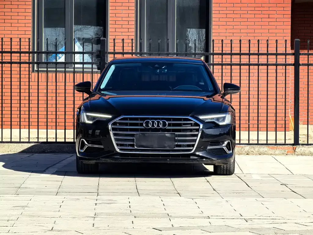 Audi A6L 2024 из CN, фото 5