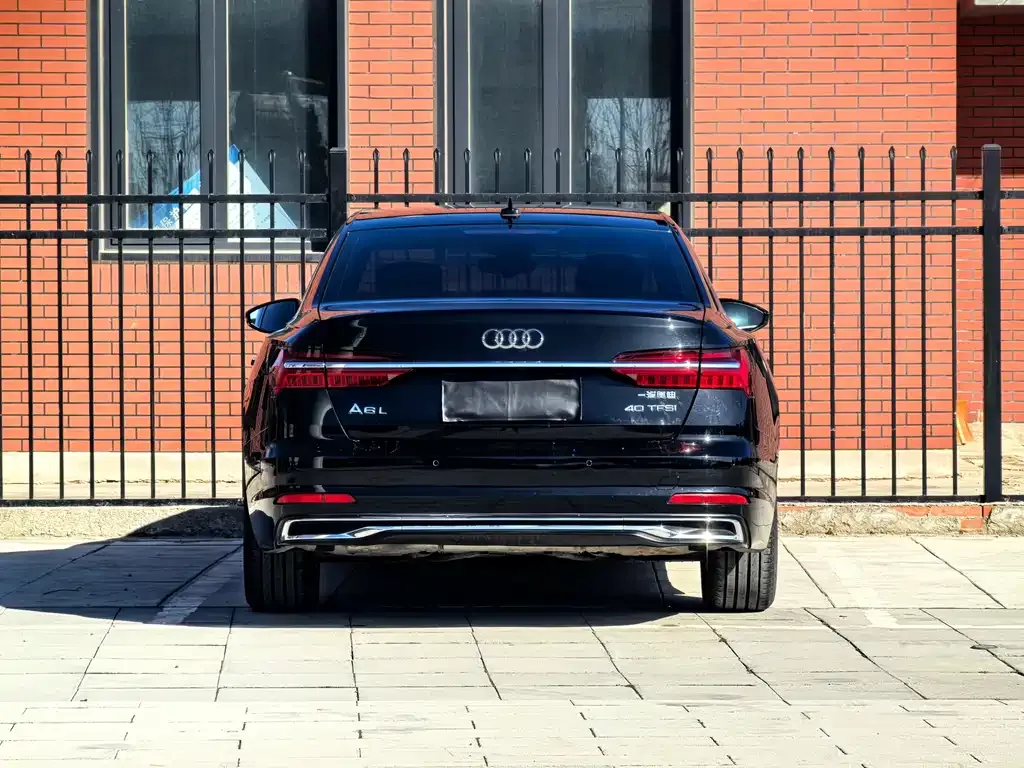 Audi A6L 2024 из CN, фото 2
