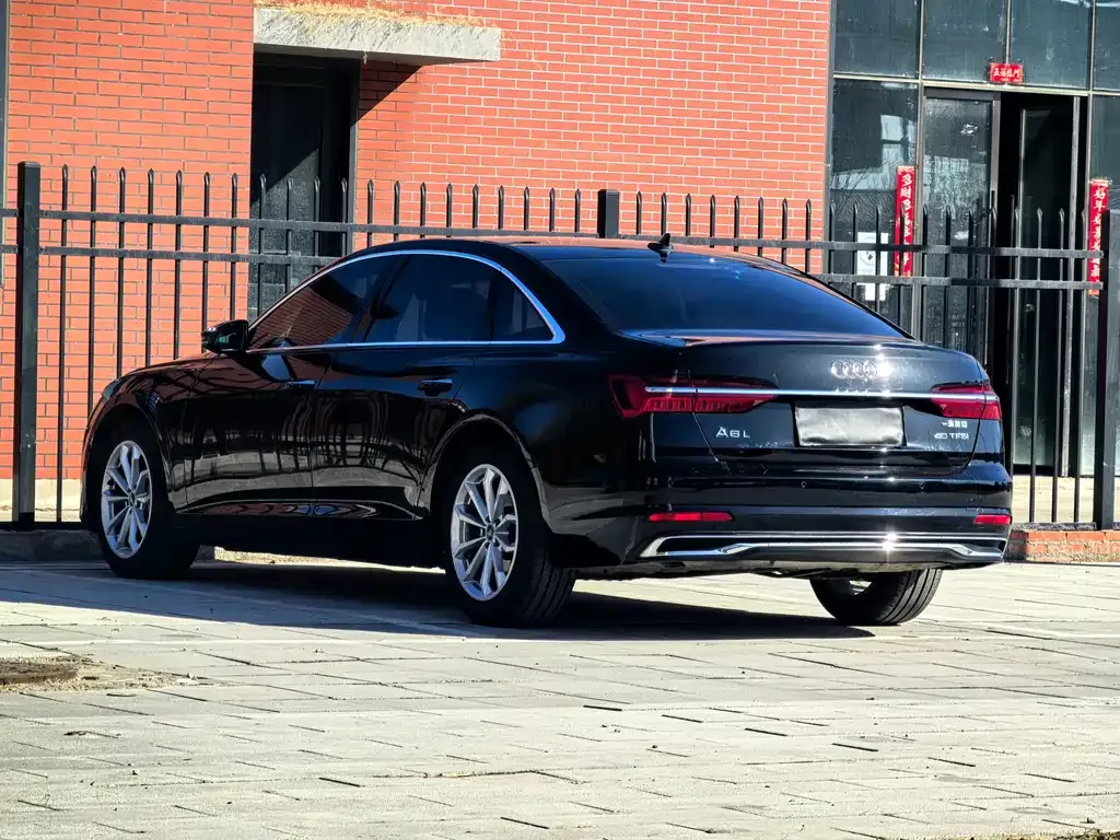 Audi A6L 2024 из CN, фото 10