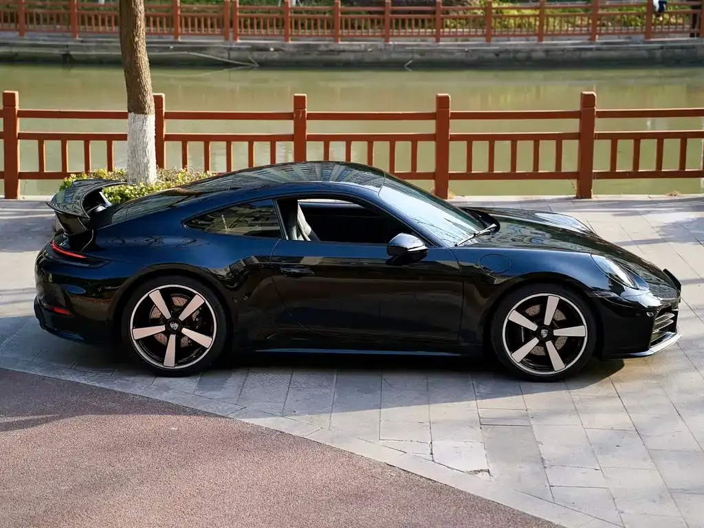 Porsche 911 2025 из CN, фото 10