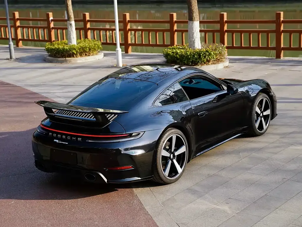 Porsche 911 2025 из CN, фото 4