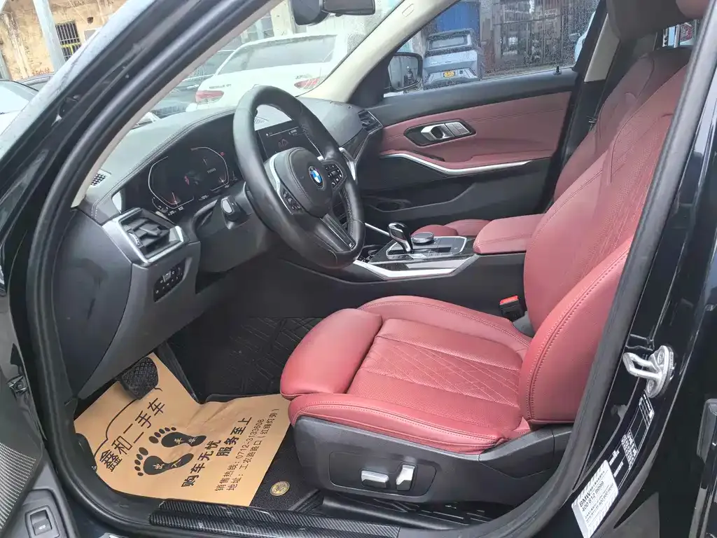 BMW 3 Series 2022 из CN, фото 3
