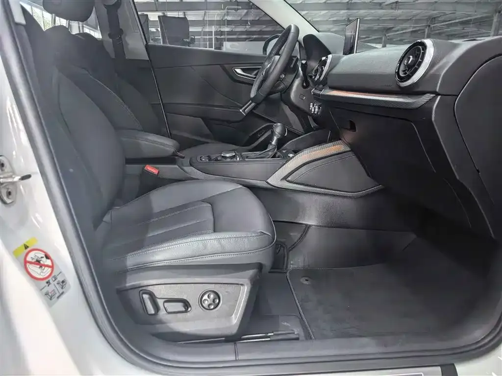 Audi Q2L 2022 из CN, фото 9