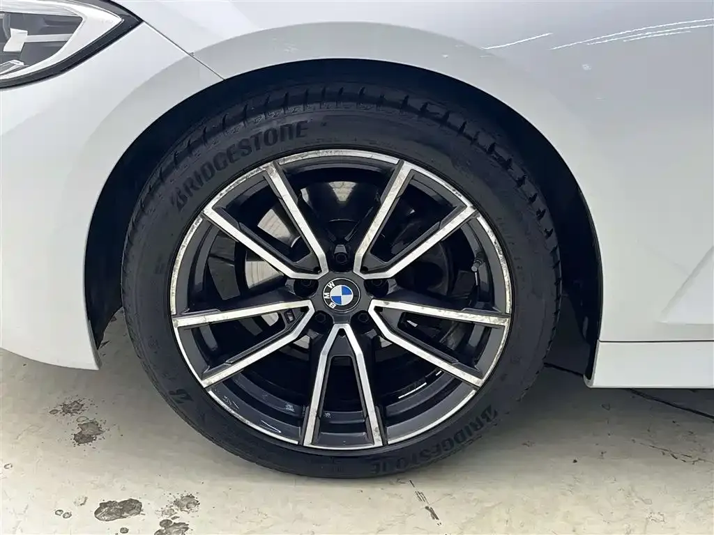 BMW 3 Series 2021 из CN, фото 6
