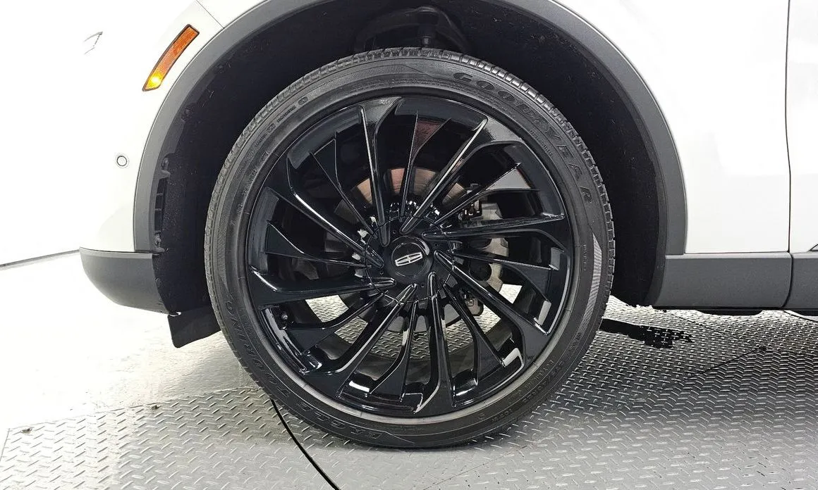 Lincoln Aviator — фото 10