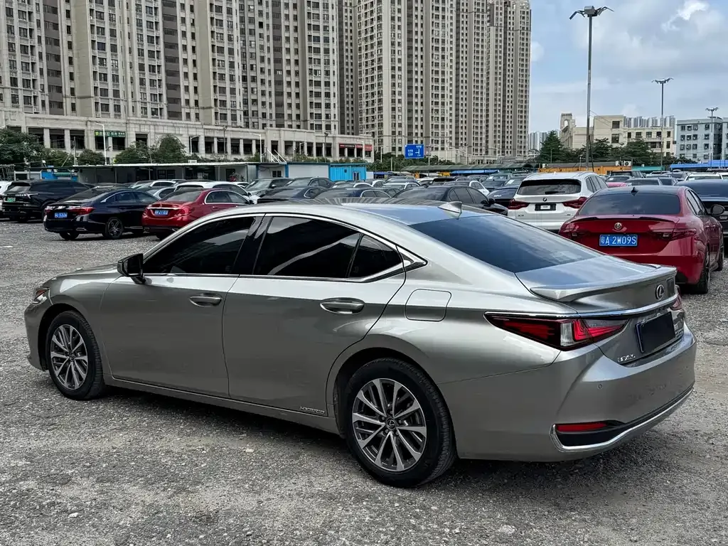 Lexus ES 2022 из CN, фото 10