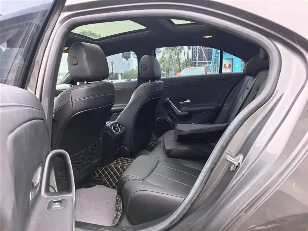 Mercedes-Benz A-Class 2021 из CN, фото 4