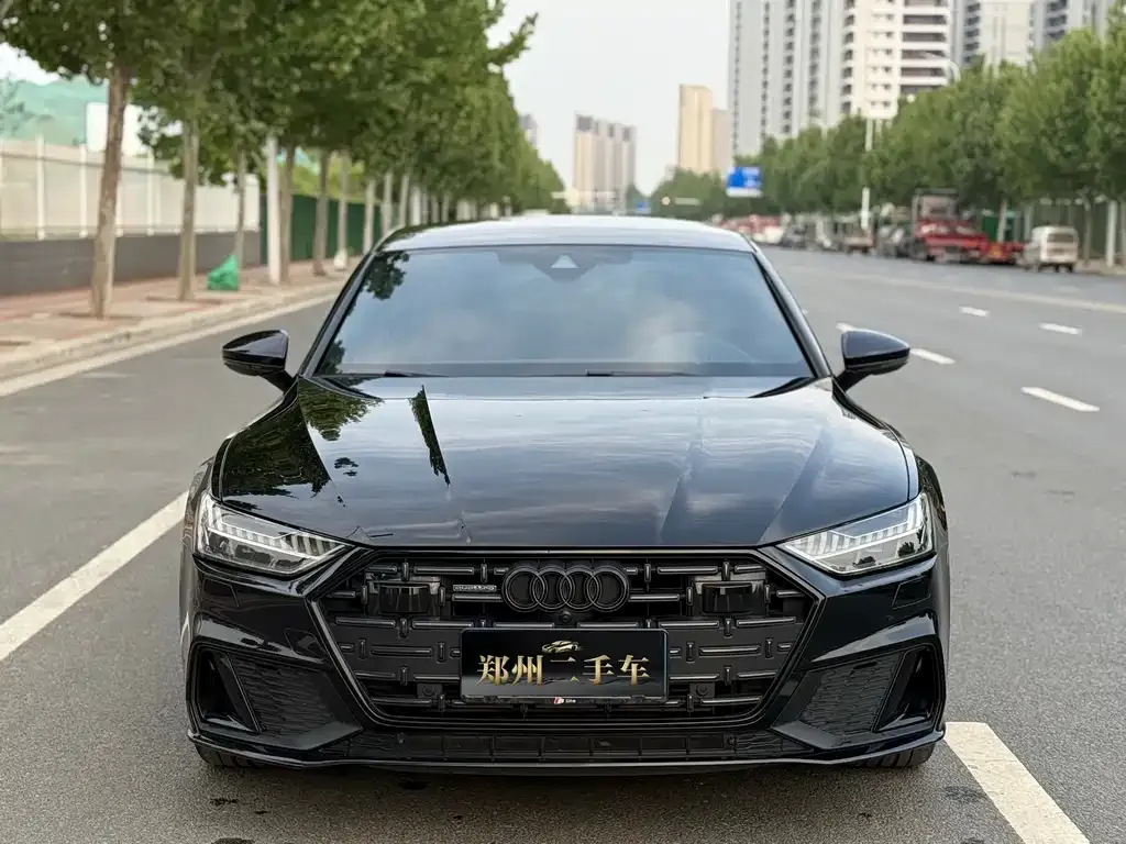 Audi A7L 2023 из CN, фото 3