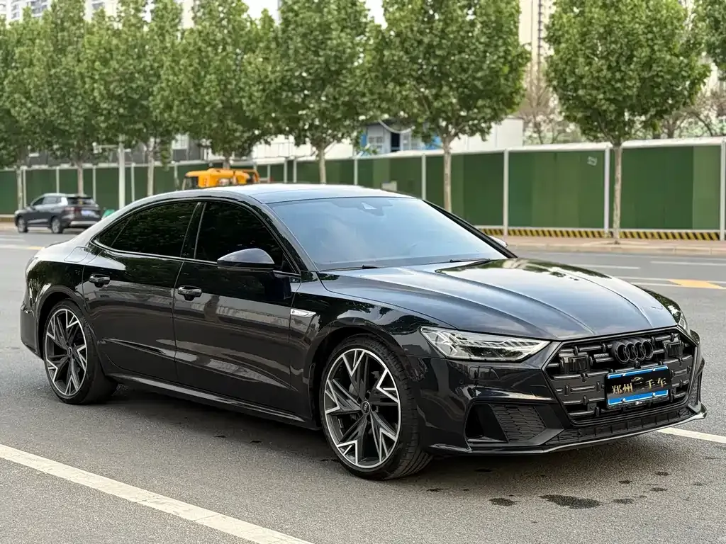 Audi A7L 2023 из CN, фото 9