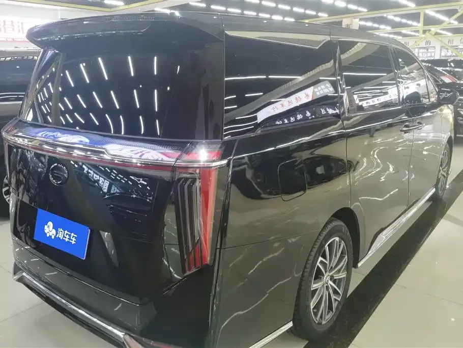GAC Motor Trumpchi M8 — фото 10