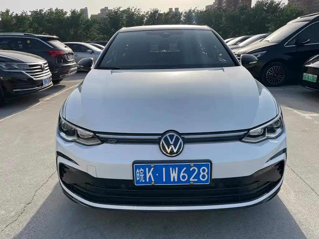 Volkswagen Golf 2022 из CN, фото 8