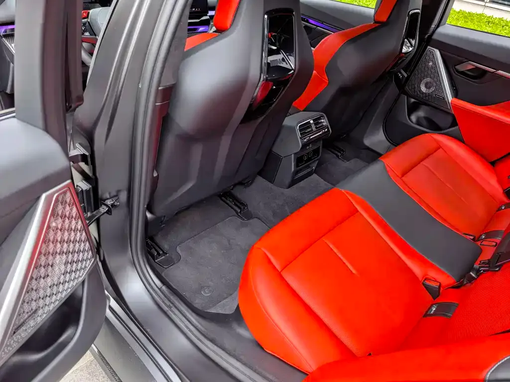 BMW M5 New Energy 2025 из CN, фото 3