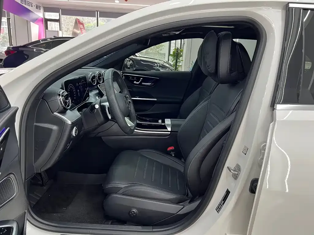 Mercedes-Benz C-Class 2025 из CN, фото 2