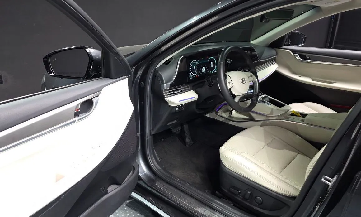 Hyundai Grandeur 2023 из KR, фото 4