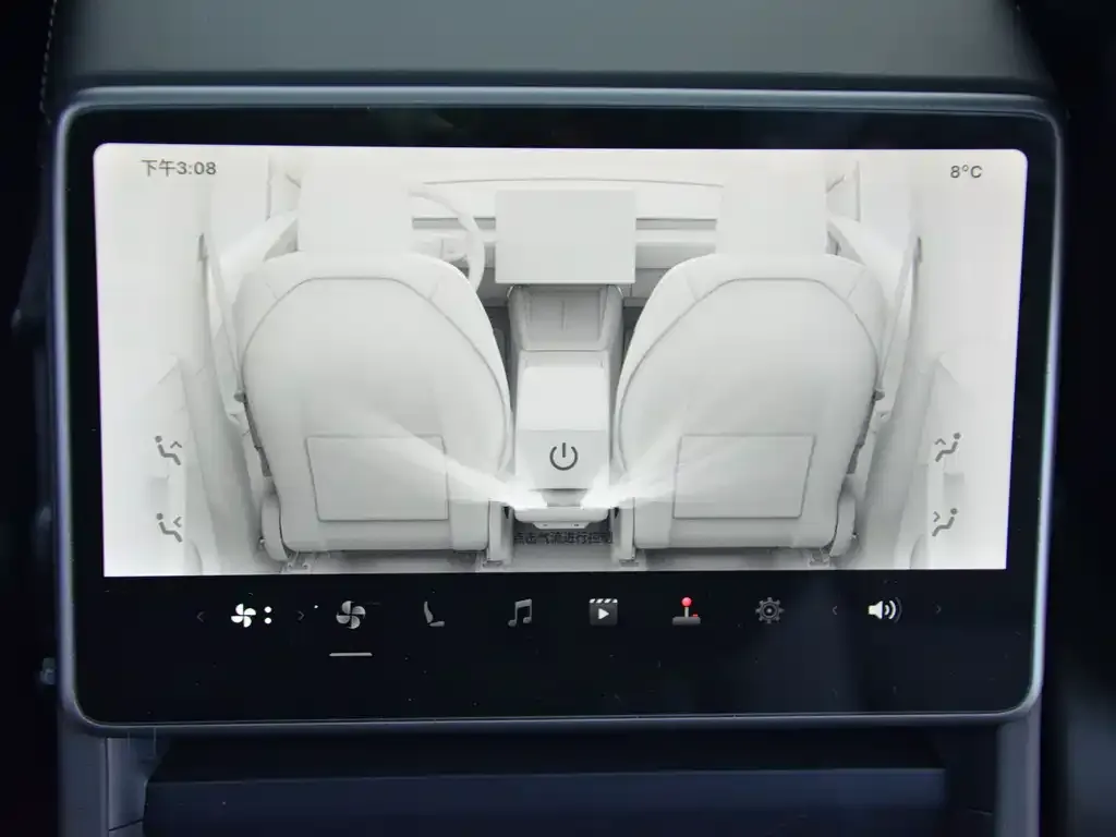 Tesla Model Y 2026 из CN, фото 4