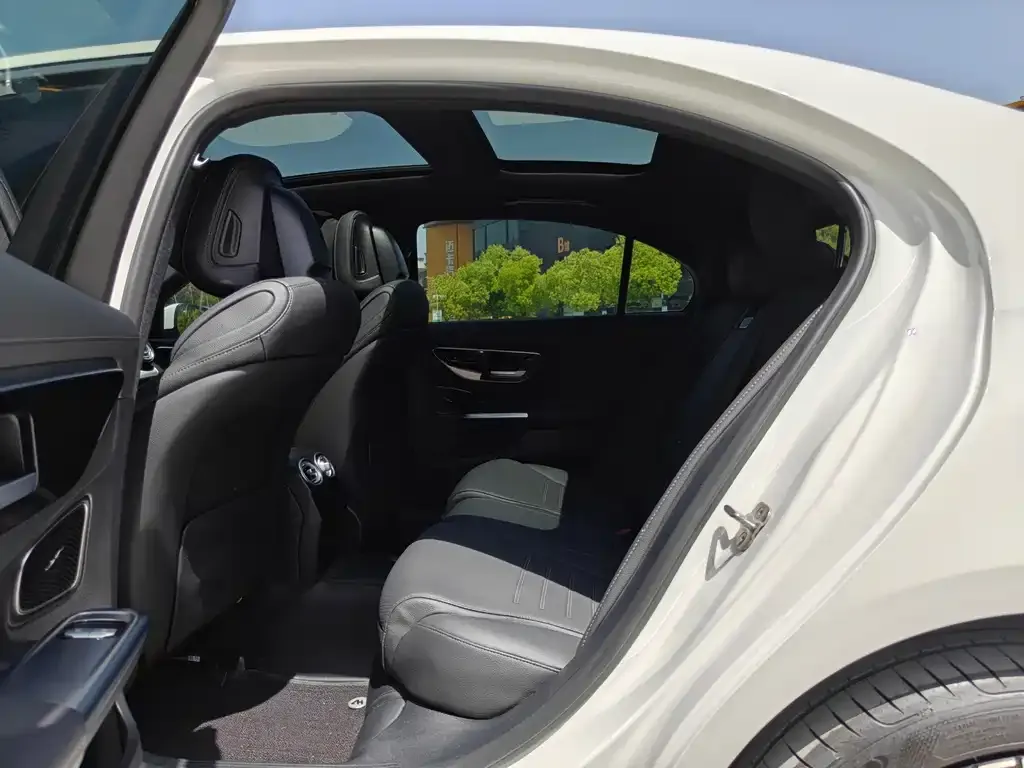 Mercedes-Benz C-Class 2024 из CN, фото 3