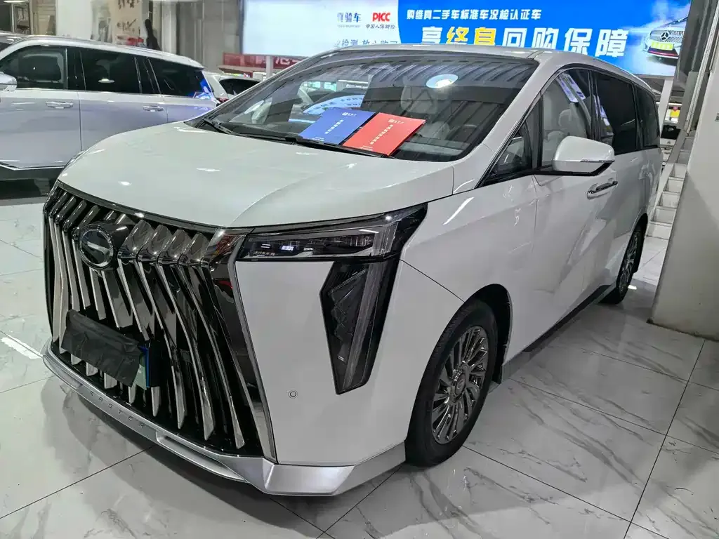 GAC Motor Trumpchi M8 — фото 1