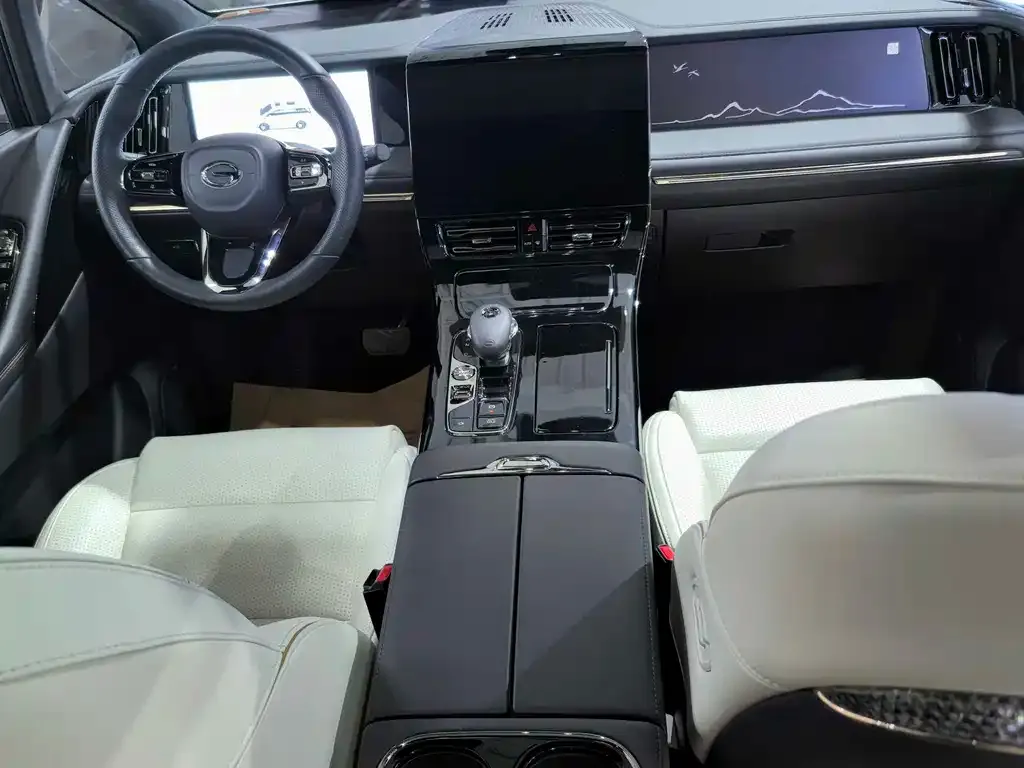 GAC Motor Trumpchi M8 — фото 10