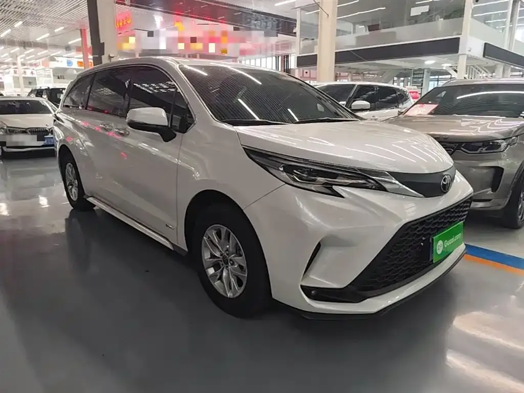 Toyota Granvia 2024 из CN, фото 9