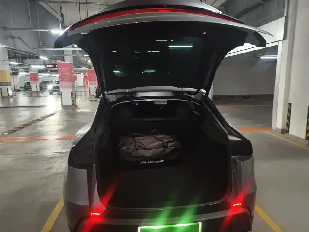 Tesla Model Y 2025 из CN, фото 10