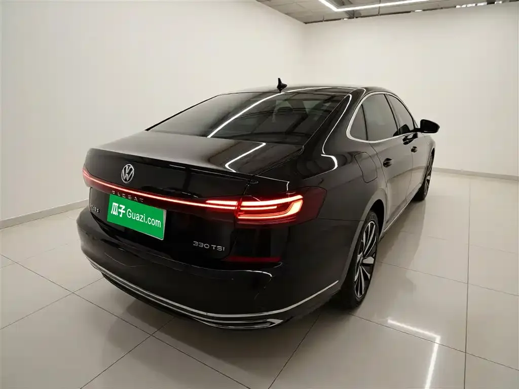 Volkswagen Passat 2022 из CN, фото 5