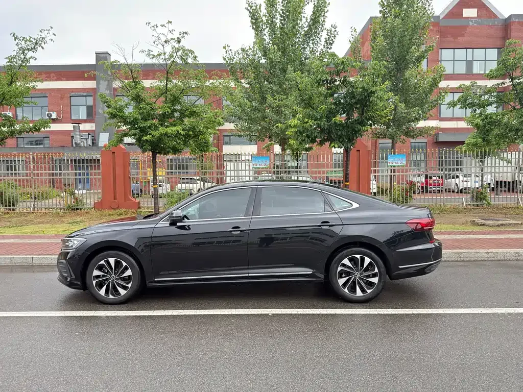 Volkswagen Passat — фото 9