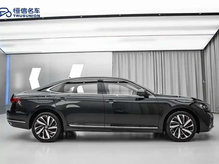 Volkswagen Passat 2023 из CN, фото 5