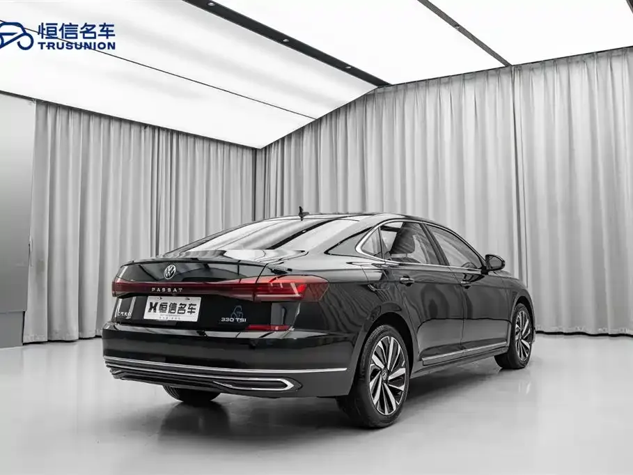 Volkswagen Passat 2023 из CN, фото 2