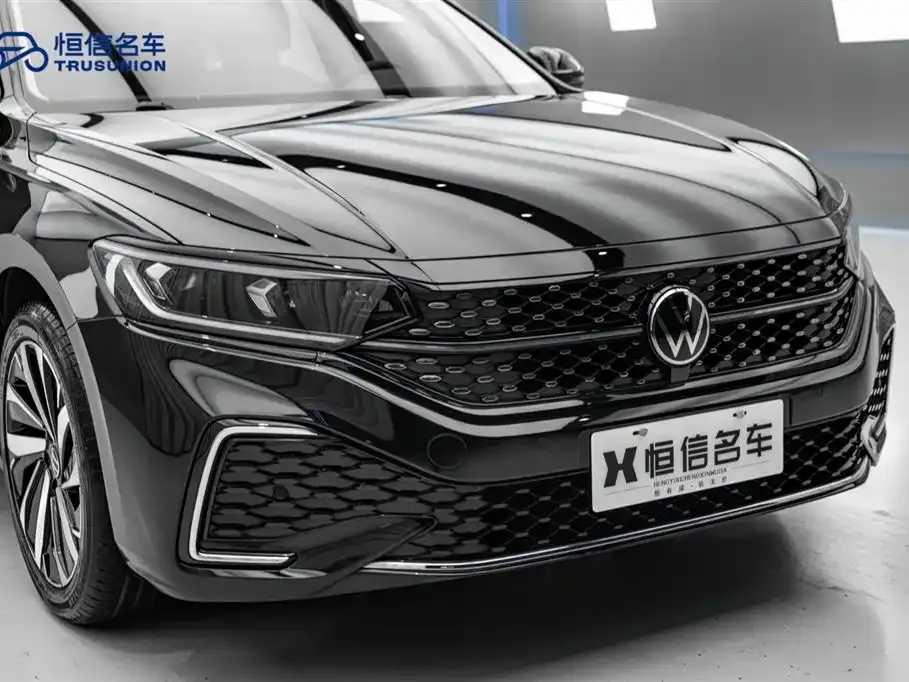 Volkswagen Passat 2023 из CN, фото 9