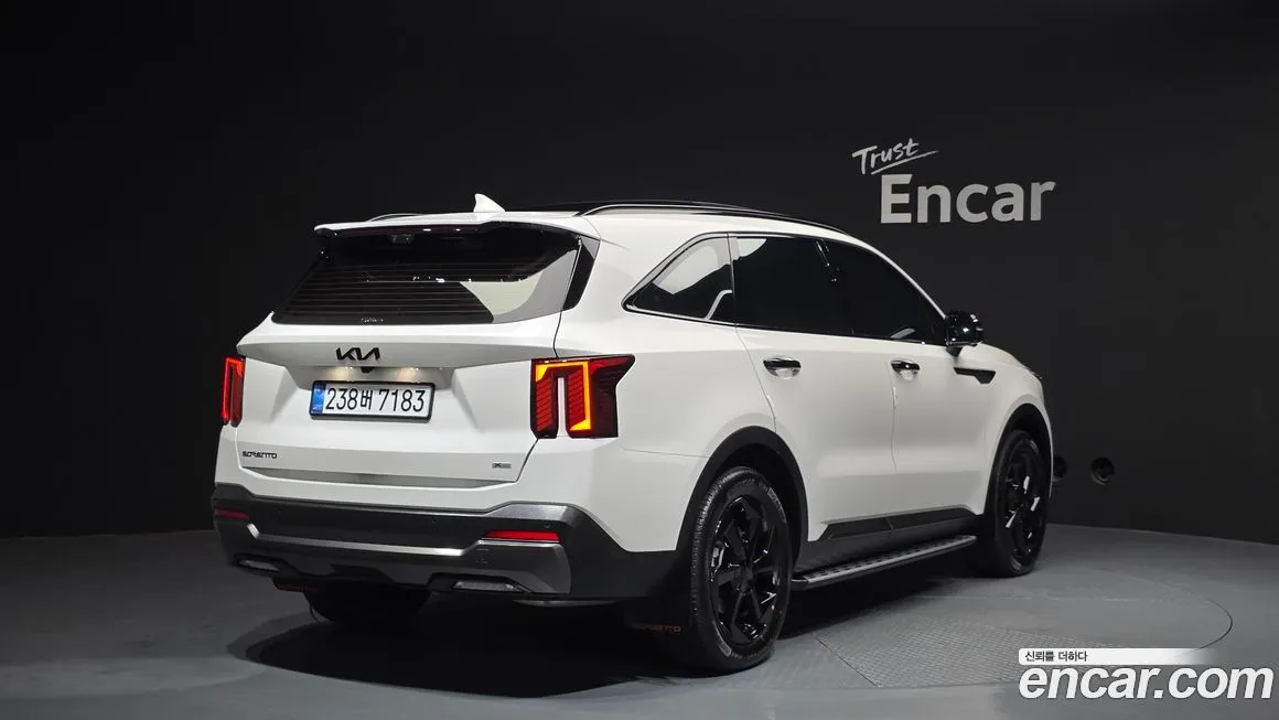 Kia Sorento — фото 3