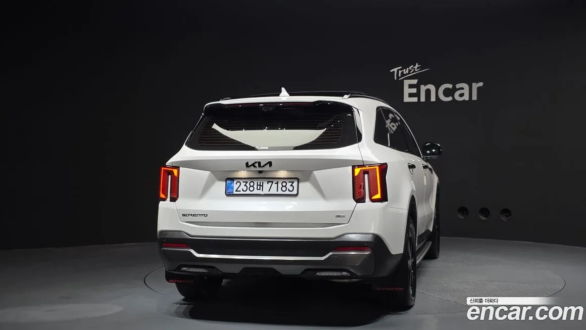 Kia Sorento — фото 4