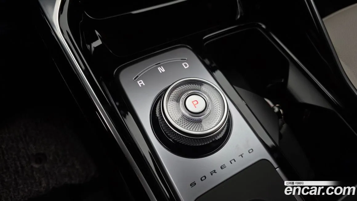 Kia Sorento — фото 6