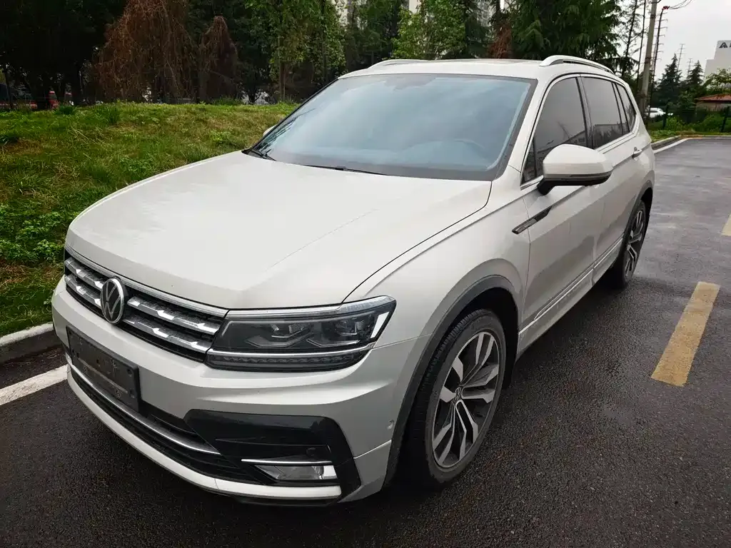 Volkswagen Tiguan L 2021 из CN, фото 1